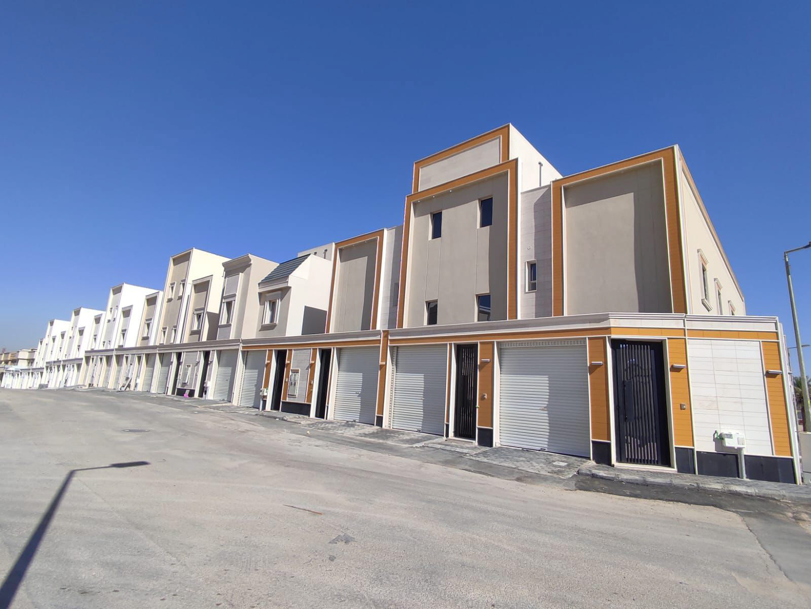 Azz Real Estate Company Profile